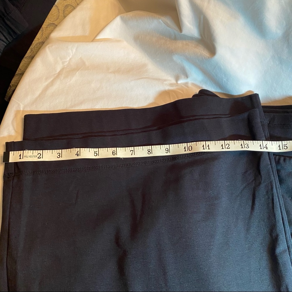 ZUDA black cropped knit pants, Large XL - Picture 4 of 8